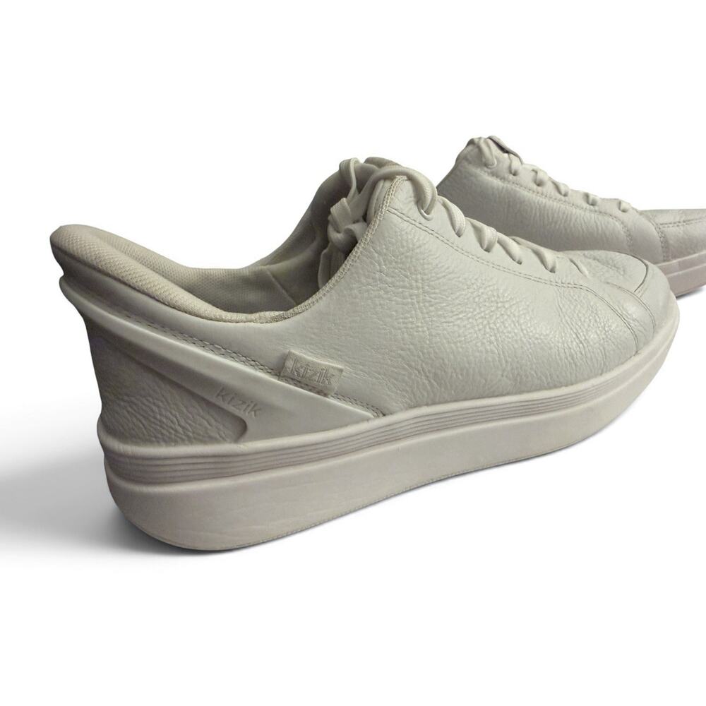 Kizik Sydney Sneakers All White Leather Hands Free Shoes Womens 10 - Picture 3 of 10